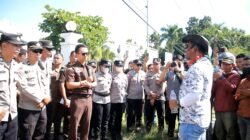 Warga Protes Sertifikat Tanah Harus Restu Fungsionaris Adat 